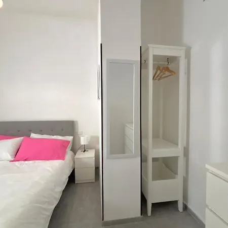 Apartment Il Vicolo, 200m Dal Centro Storico, 25 Min Da Roma Monterotondo (Lazio)